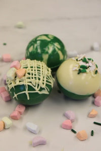 DIY Hot Chocolate Bomb Kit - The Crafty Kit