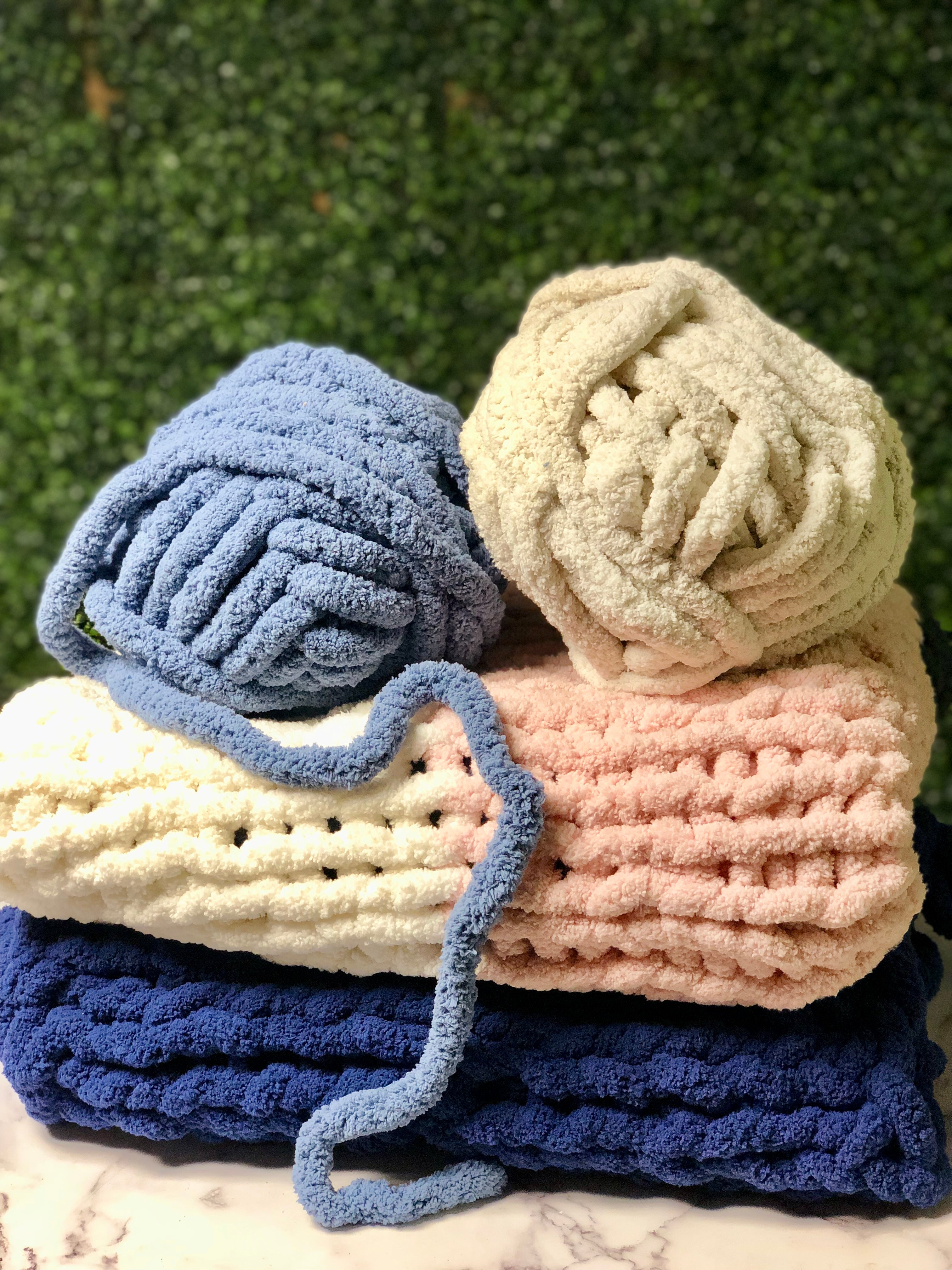 Chunky blanket 2024 chenille yarn